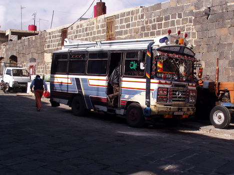 BUSZ