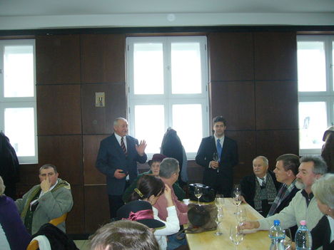 2009 év 12. hó 27