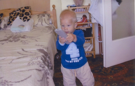 Dominik--Na hol is az a TV