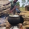 főzés egy ghanai faluban