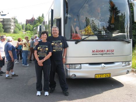 K_a 087_Kép a busszal