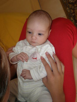 Luca 8 hetes