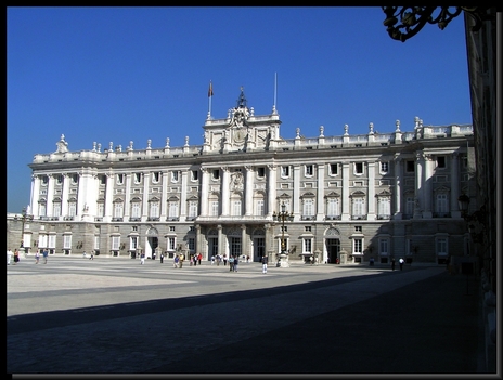 Madridi királyi palota