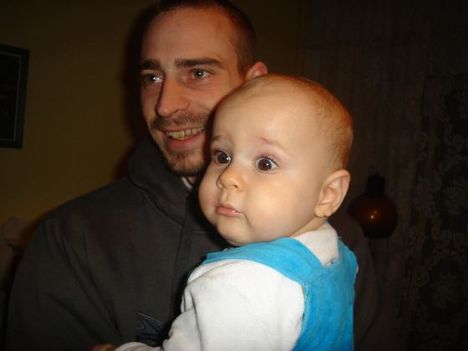 user_9400851_1260464906139_box
