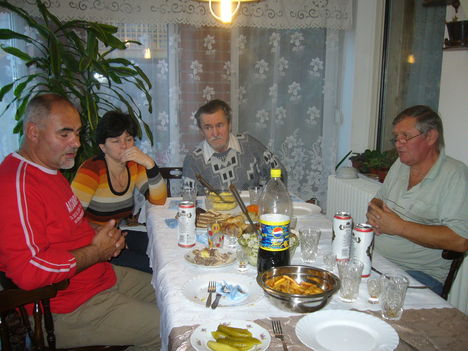 Karcsi fiam, Rozál, sógorom és párom