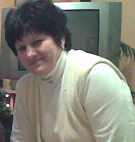 közelebbről