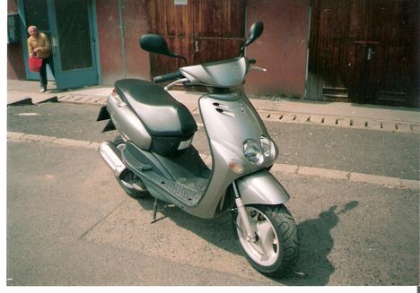 Yamaha neo's 100