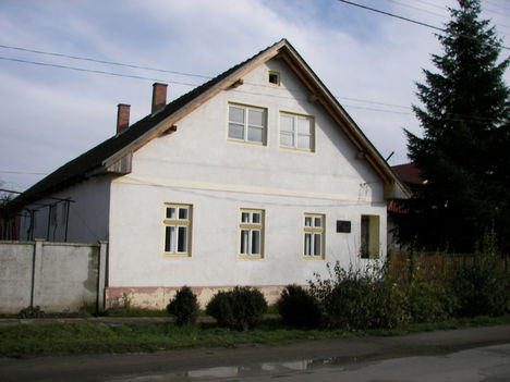 100_5825
