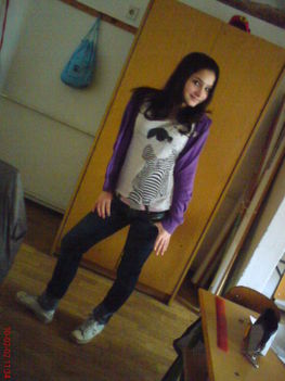 Öhömm...ki lehet ez a csajszika képen??=P Jah hogy één...=D