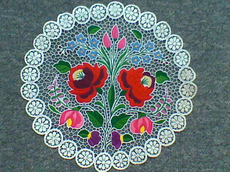 35x35 cm-es riseliős terítő őszirózsás széllel