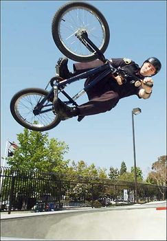 062705_bmx400