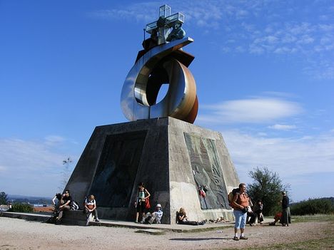 Zarándok emlékmű Monte de Gozo-ban!