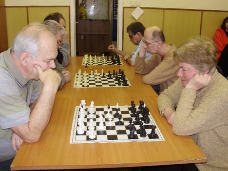 Budapesti Bajnokság Kártya és sakk 50