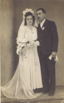 Menyasszony-vőlegény 1946-ból