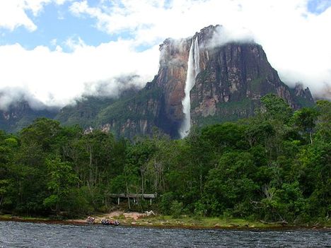 Angel vizesés Venezuelában