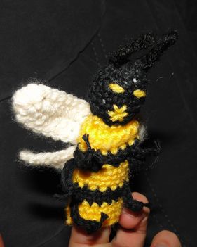 Ujjbáb - méhecske