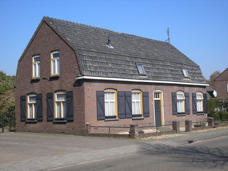 Hollandia Vorstenbosch itt lakom 030