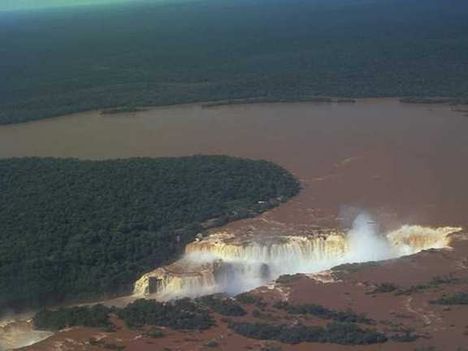 Az Amazon a Föld legbővizübb folyója