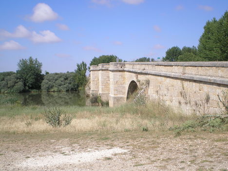 362 Puente de Itero,román stílusú híd a Pisuerga folyón