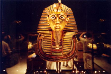 14 Kairo múzeum-Tutankhamon maszk
