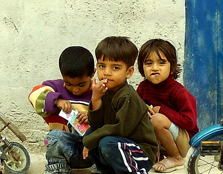 iráni gyerekek