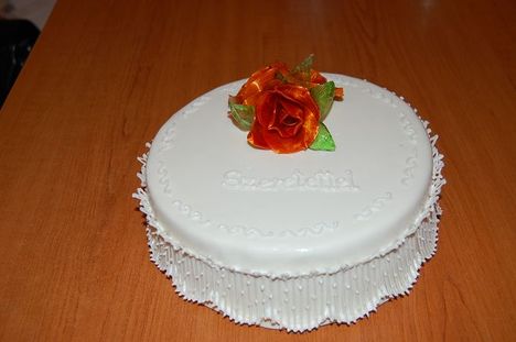 alkalmi torta 8
