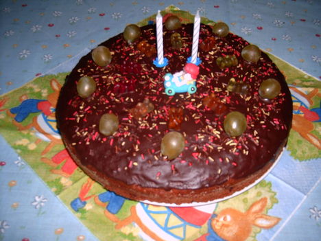 gumicukros torta