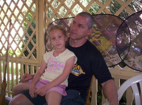 2010.május 1.Apa és leánya