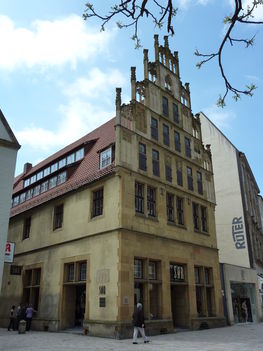 BIELEFELD 1,2,3,4,5,6. 2