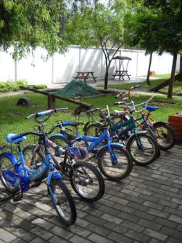 kerékpár tároló az óvodaban