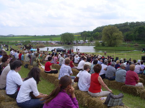 Péliföldszentkereszt 2010.május első vasárnapja 11