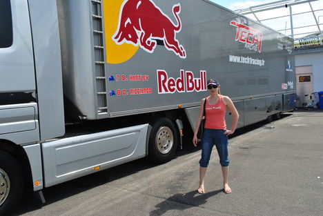 Éljen a Red Bull!:)