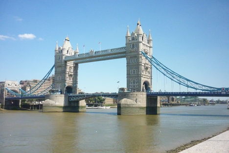 tower bridge