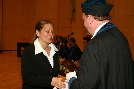 Regina diplomaátadó ünnepsége