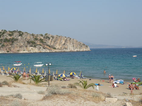 Toló, strand