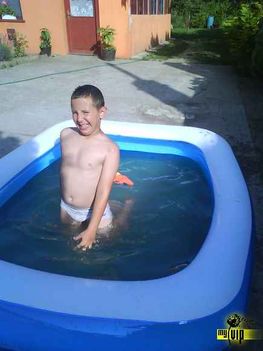 ad644093cc33fb49cffca6c281da22a9559640