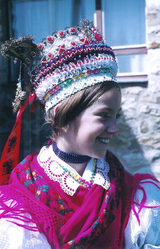 Anna menyecske ruhában