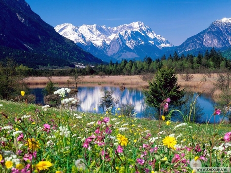 Loisach-folyó-Wetterstein-hegység-Eschenlohe-Németország