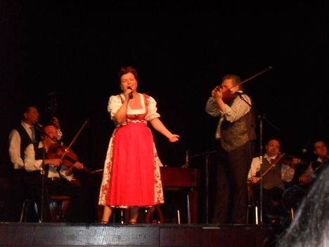 Augusztus 2010-Budapest-Jótékonysági Koncert