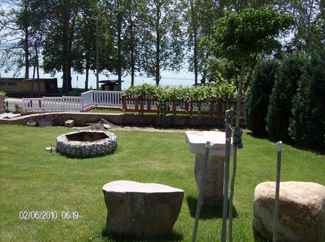 Balaton 4