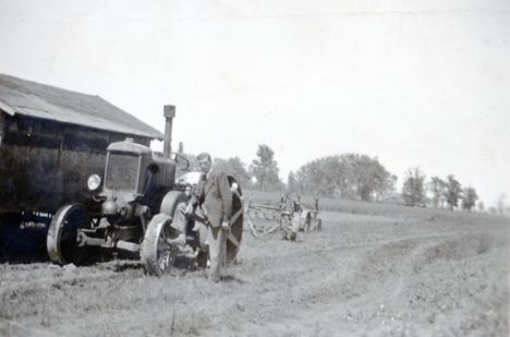 Körmös traktor G35típus 1950 Császárrét