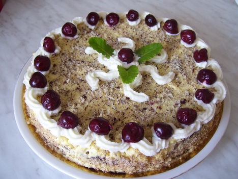 Pándi meggy torta