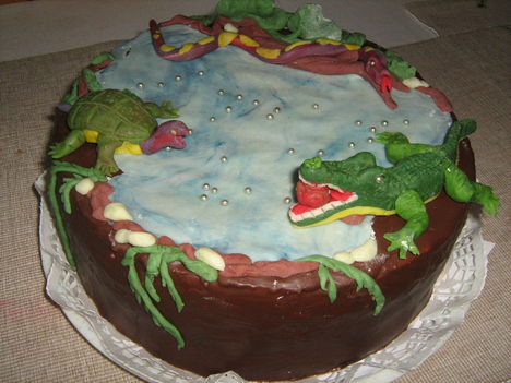  krokodilos torta