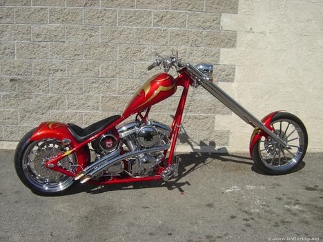 red_street_chopper