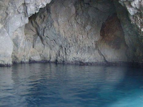 Blue_Grotto_03