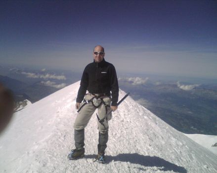 Laci fiam a Mont Blanc csúcsán