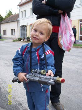 2010.Otóber