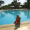 A Hotel Marhaba medencéjénél