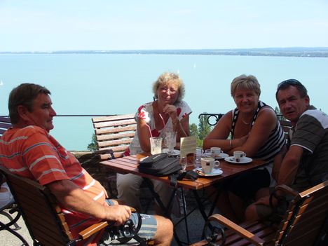 Alattunk a Balaton