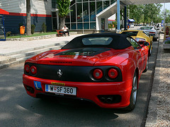 226951530_185d01b201_m